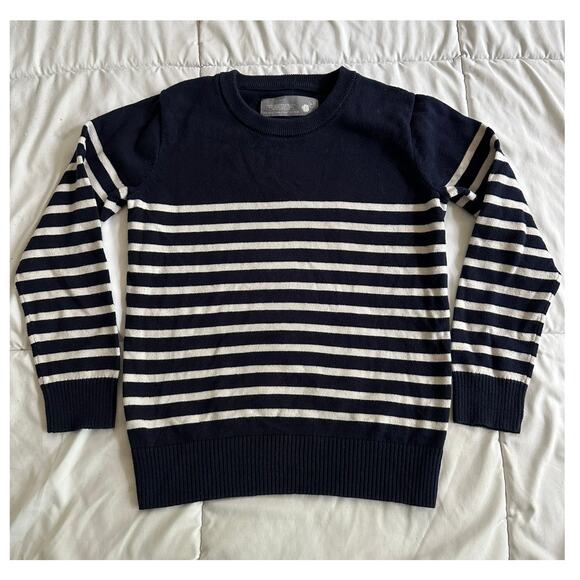 Boy's Primary Navy White Striped Pullover Sweater Size 6-7 - Picture 1 of 3